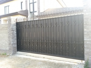 Ворота откатные кованые - пример 5 фото недорого под ключ